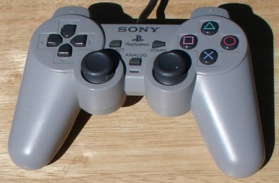 ps1dualanalogcontroller.jpg