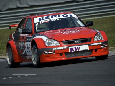 lada_priora_wtcc_4.jpg