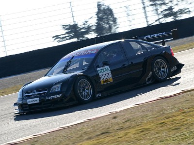 opel_vectra_v8_dtm_1.jpg