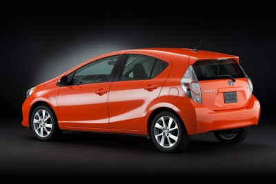 priusc002-1321366906.jpg