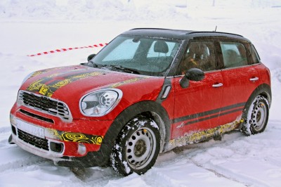 mini-countryman-jcw.jpg