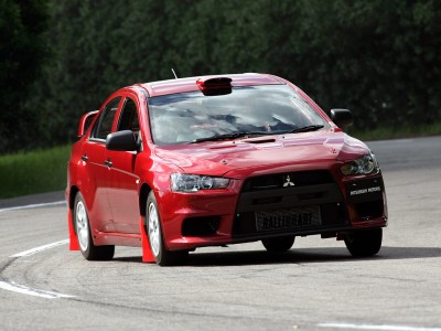 mitsubishi_lancer_evolution_x_group_n.jpg