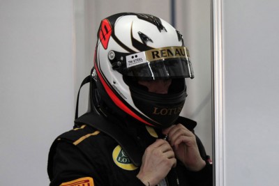 raikkonen_helmet_val_1_23jan2012.jpg